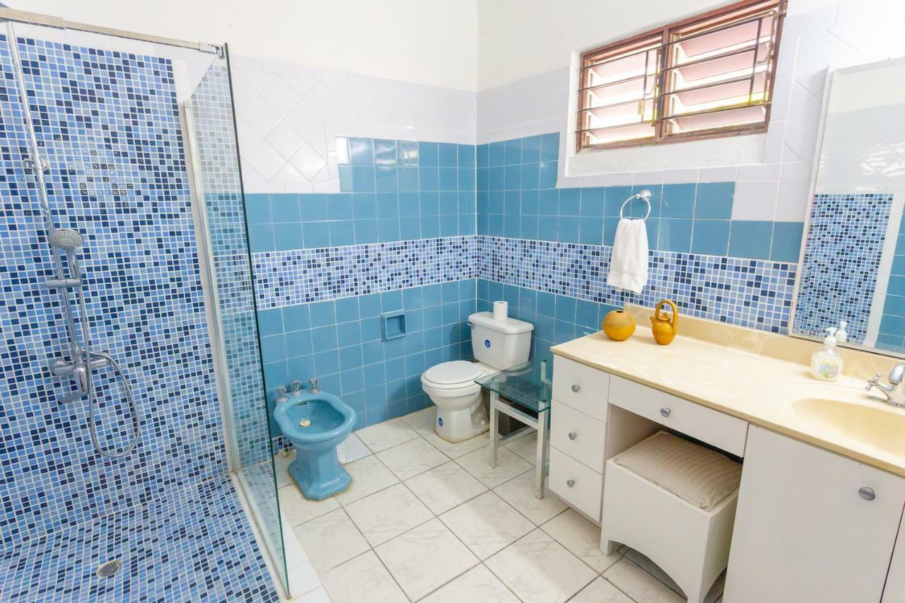 2 Bedroom On Private Estate Kingston Exterior photo